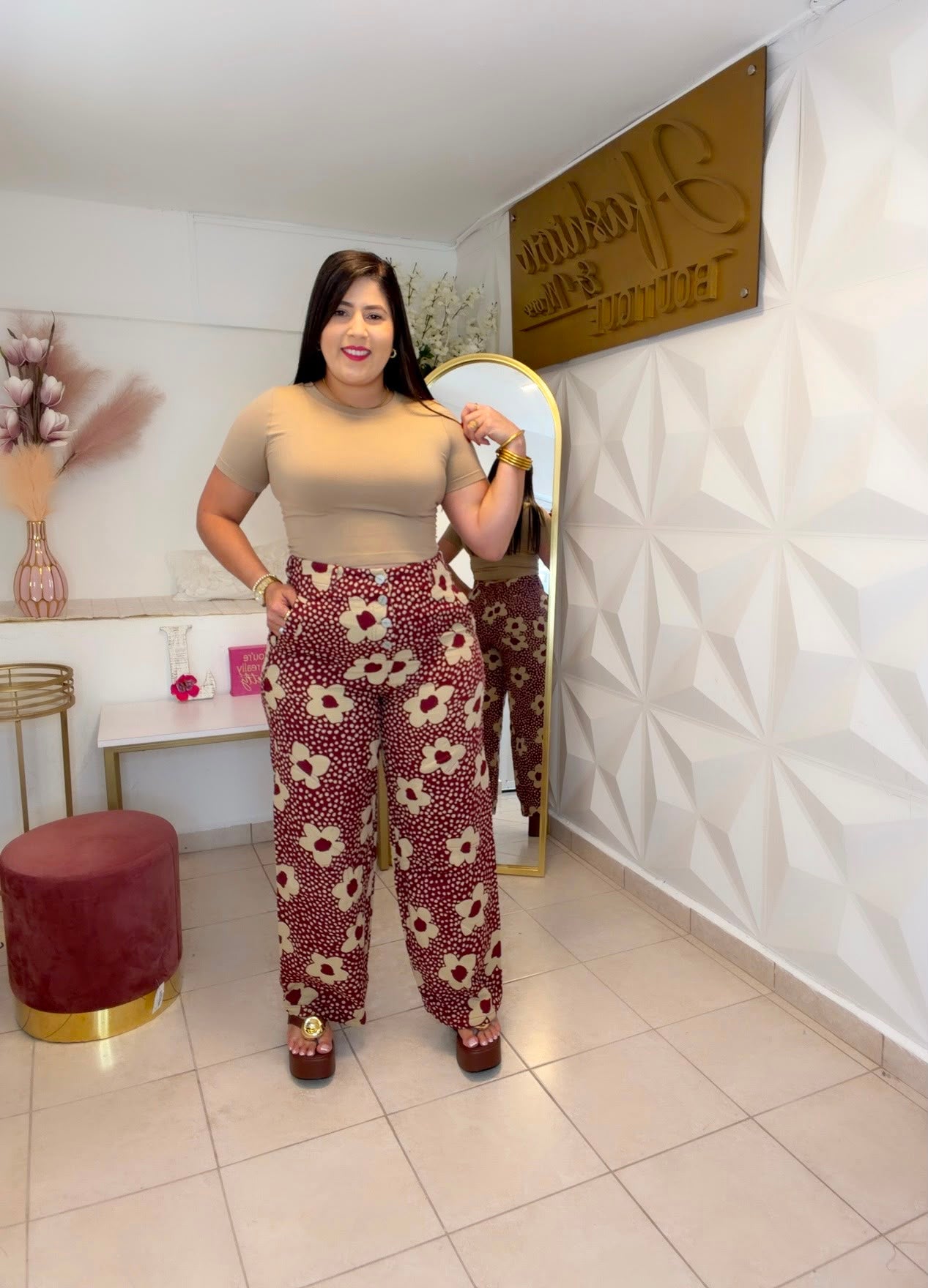 Pants ๐๐ถ๐ด๐ต ๐๐ฎ๐ถ๐๐ (BURGUNDY FLORAL)