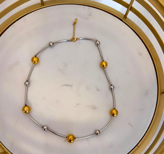 Collar dos tonos