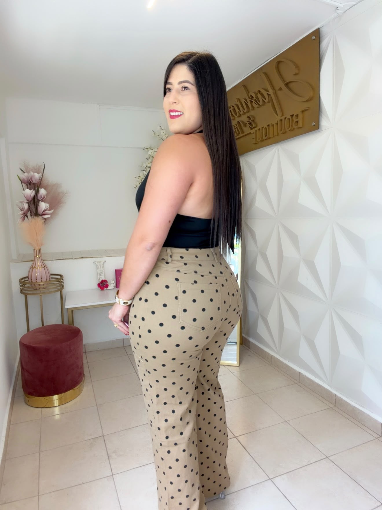 Jean Beige Polka Dots in Black