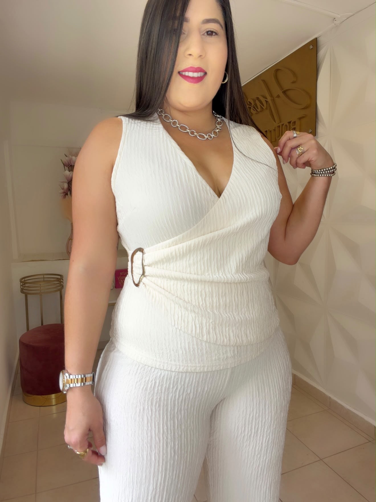 𝗧𝘄𝗼 𝗣𝗶𝗲𝗰𝗲 𝗦𝗲𝘁 Cream